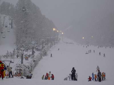 �Q�����f